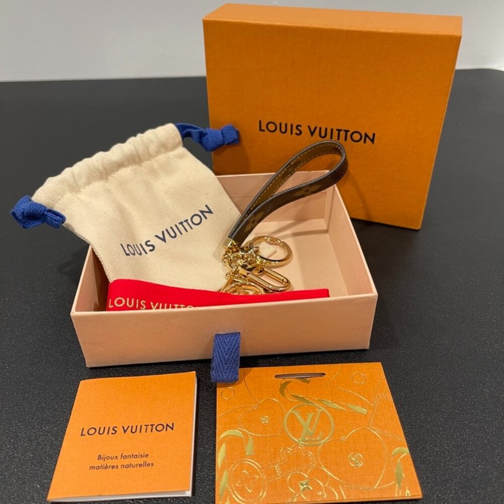 Louis Vuitton Monogram Dauphine Bag Charm/Key Holder (JB1136)